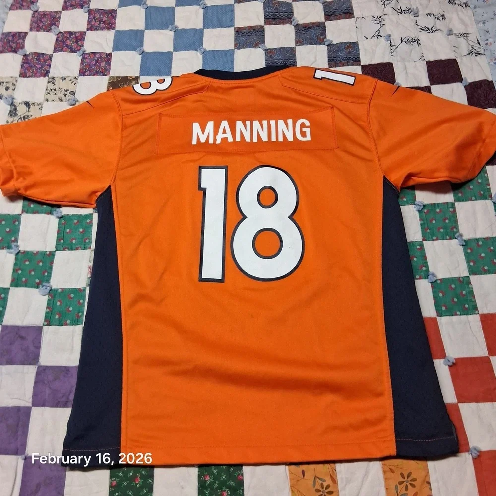 Nike NFL On Field Peyton Manning 18 Denver Broncos Youth Jersey Size Large‎